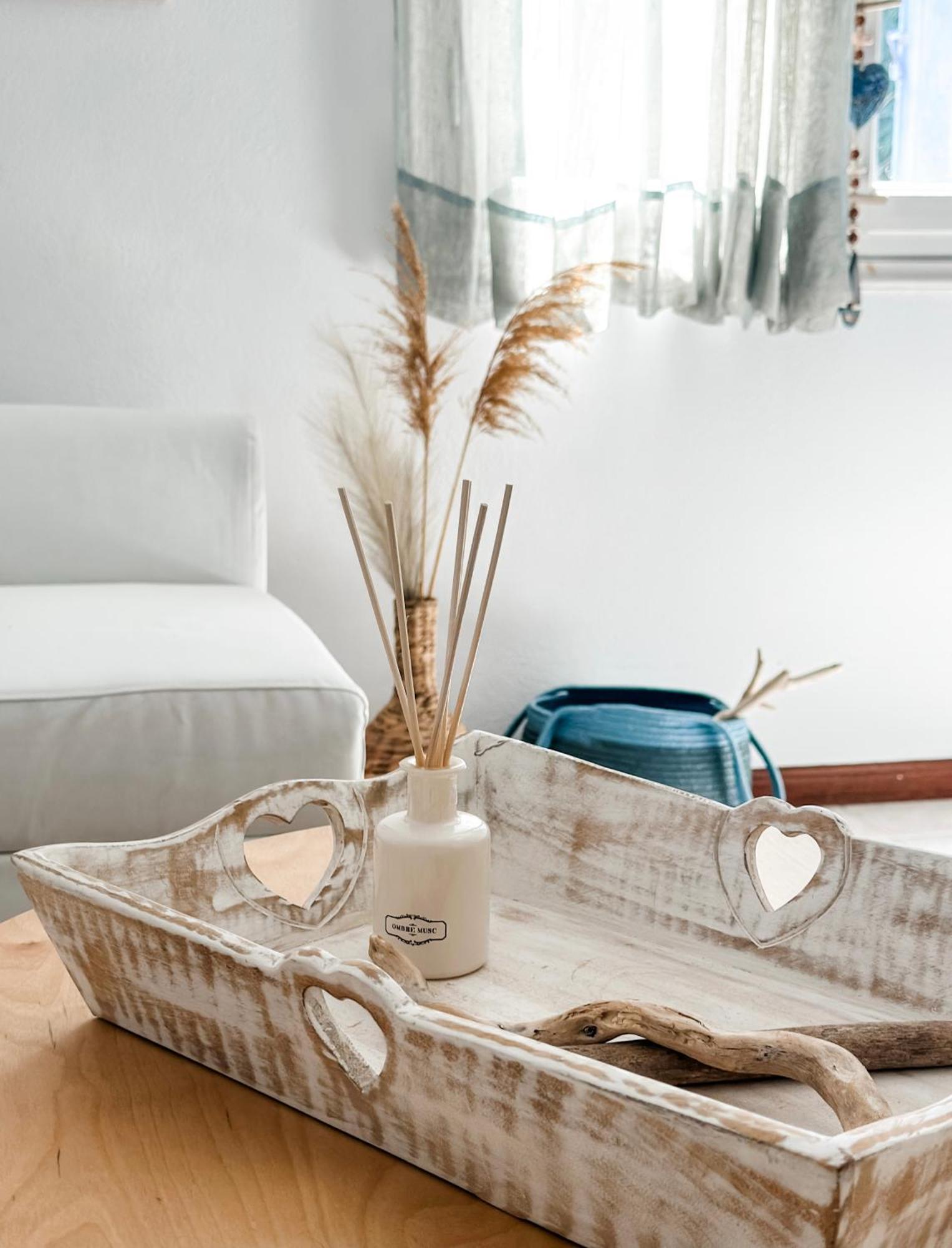 Blue Seaside House With Terrace Skala Eresou