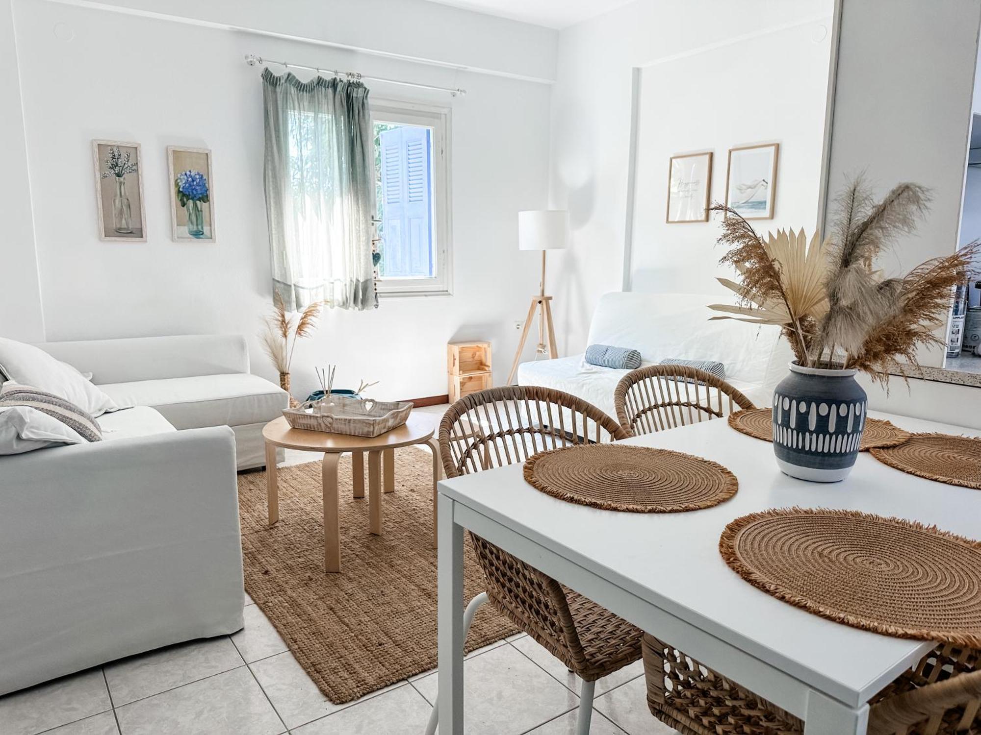 Blue Seaside House With Terrace Apartment